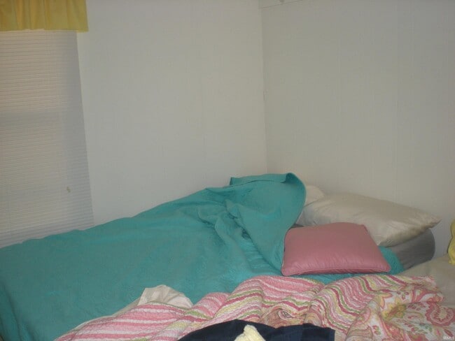 Building Photo - 520 Ln 150H Hamilton Lake