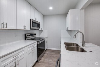 Building Photo - 5444 Gaston Ave