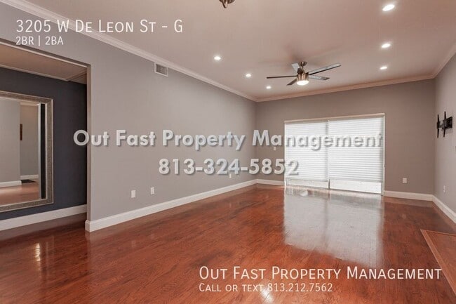 Building Photo - 3205 W De Leon St