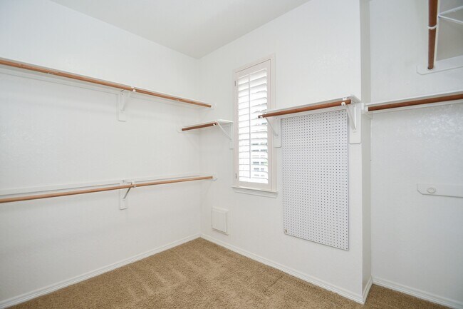 Building Photo - 22402 Caroline Chase Ct