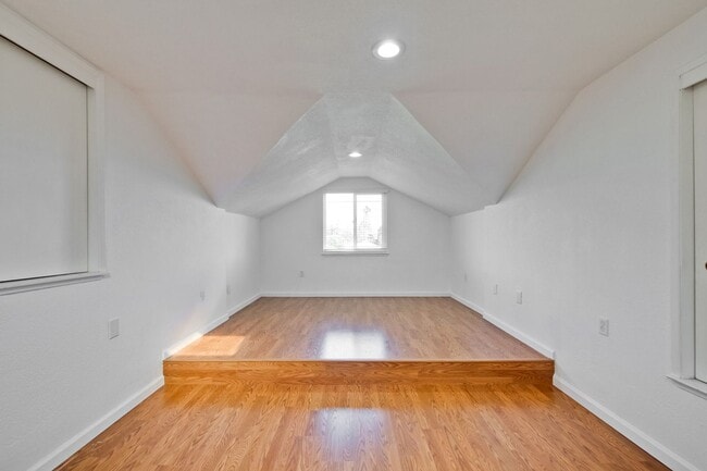 Building Photo - Must See 1 Bed 1 Bath Cottage in the heart of Almaden Valley!!!