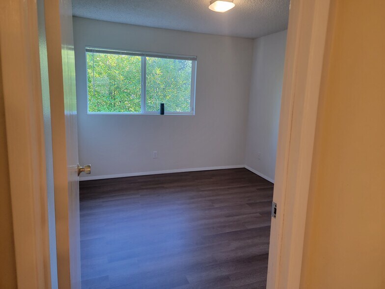 Building Photo - 14124 74th Pl NE