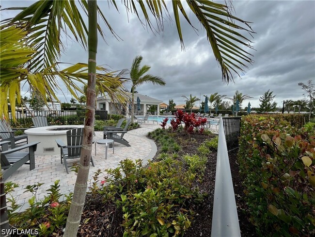 Building Photo - 2122 Yellowfin Cir