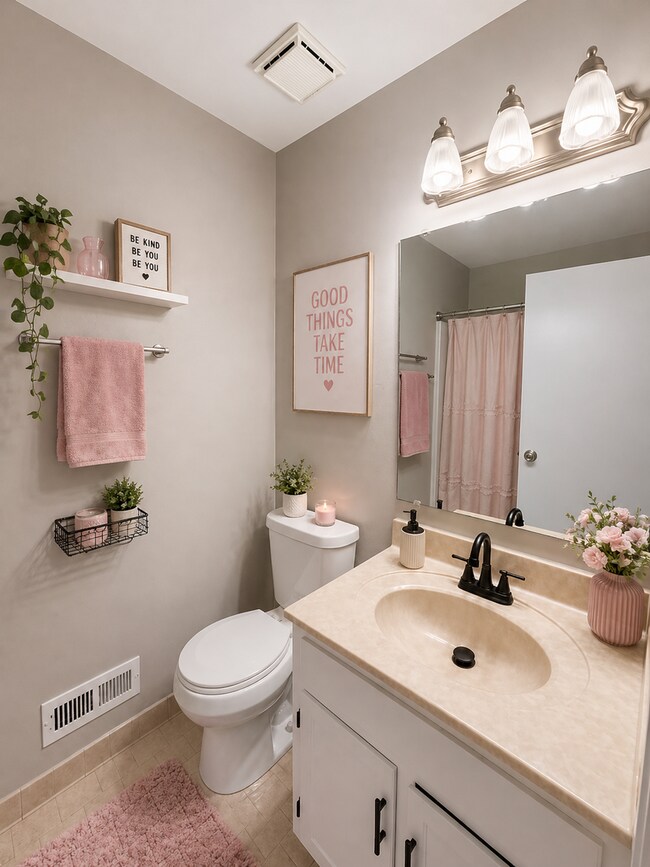 Building Photo - MOVE-IN SPECIAL!! $250 OFF First Month