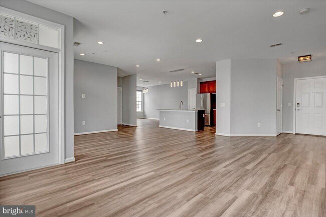 Building Photo - 11575 Cavalier Landing Ct