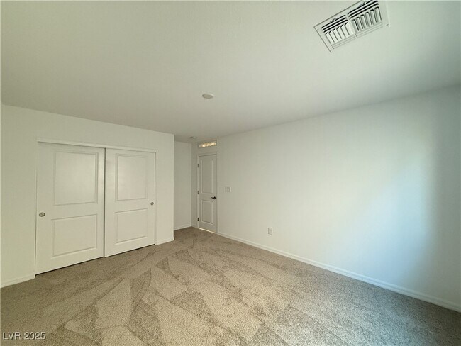 Building Photo - 7516 Castlegreen Ave
