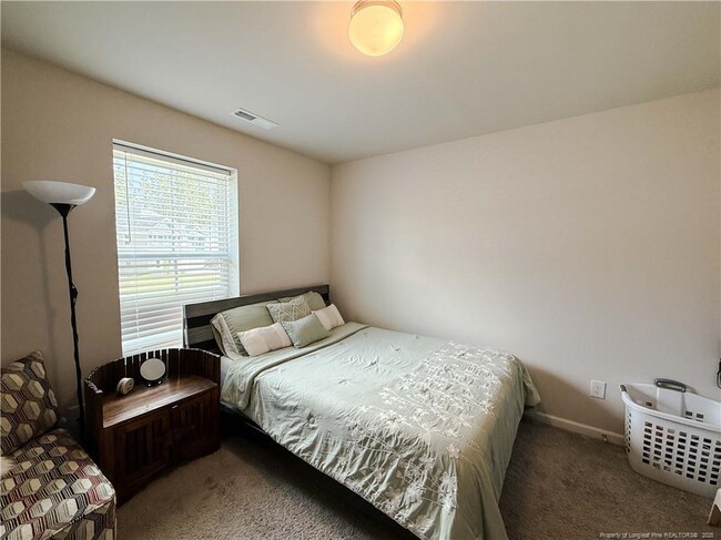 Building Photo - 231 Desert Orchid Cir