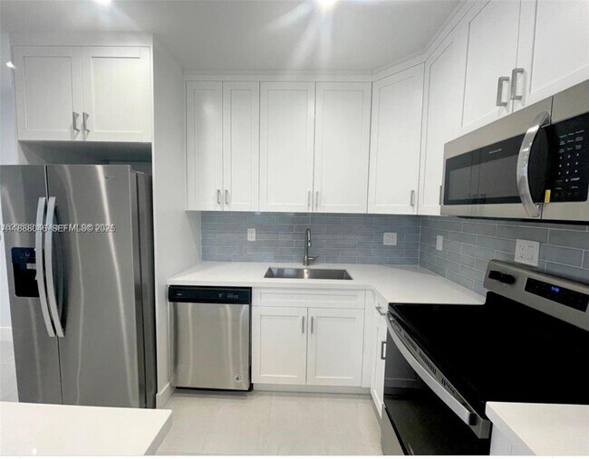 Building Photo - 6329 SW 23rd St