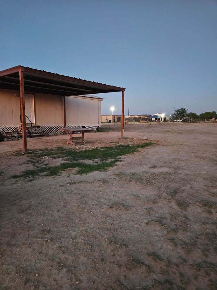 Building Photo - 25670 Brushline Rd