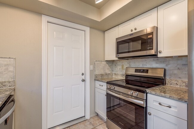 Building Photo - Carlton Road