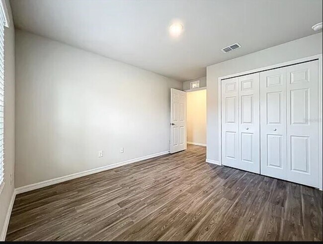 Building Photo - 1492 Biscayne Dr