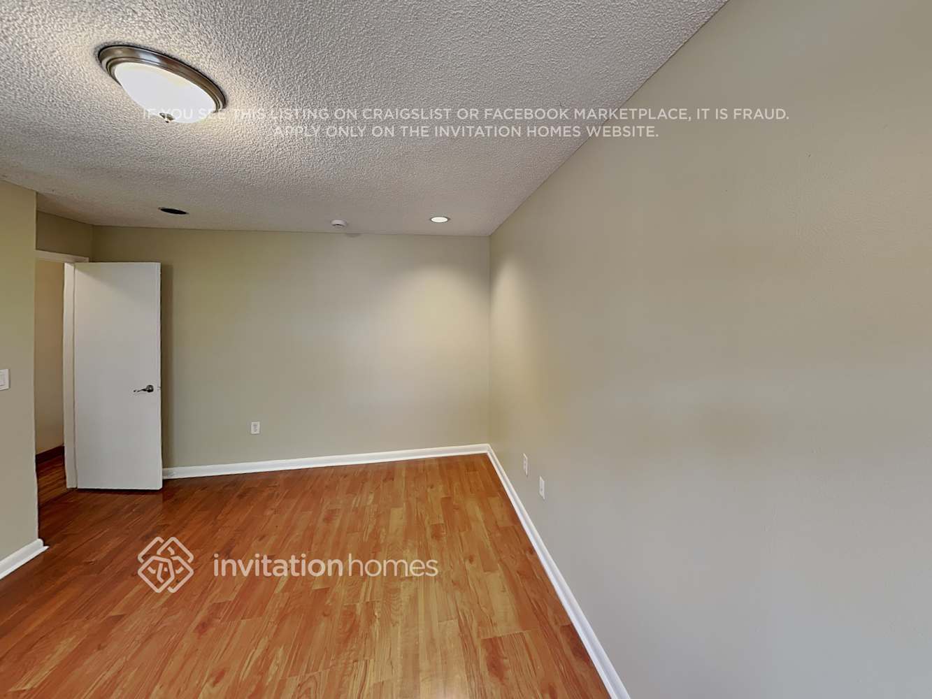 Building Photo - 8216 NW 192nd Terrace