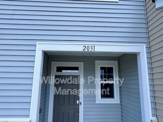 Building Photo - 2031 Caen St