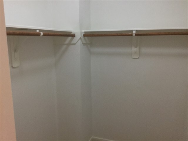 Building Photo - 9830 Wing St