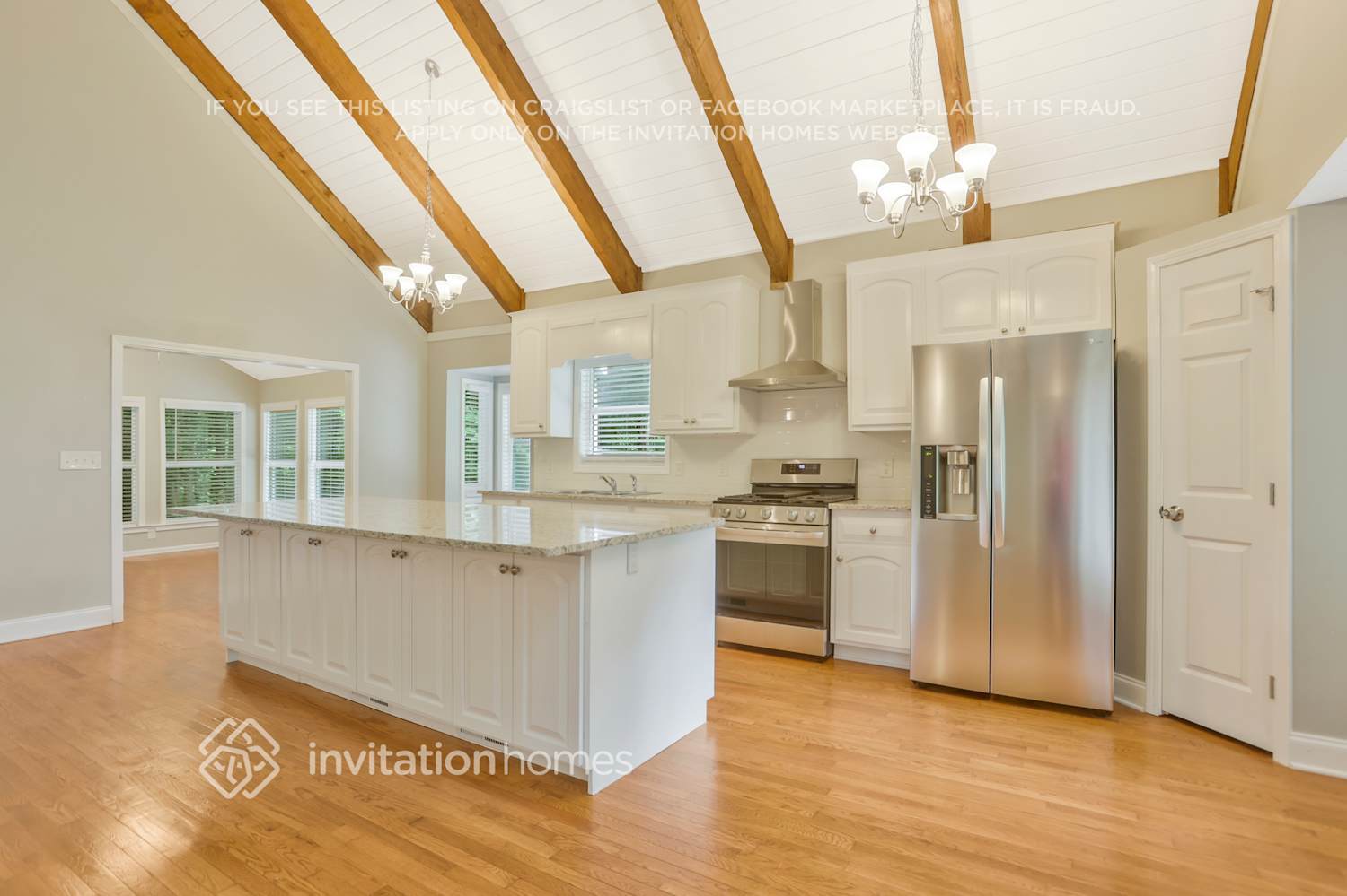 Building Photo - 405 Bramble Ct