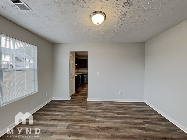 Building Photo - 3856 Cedar Trace Ln