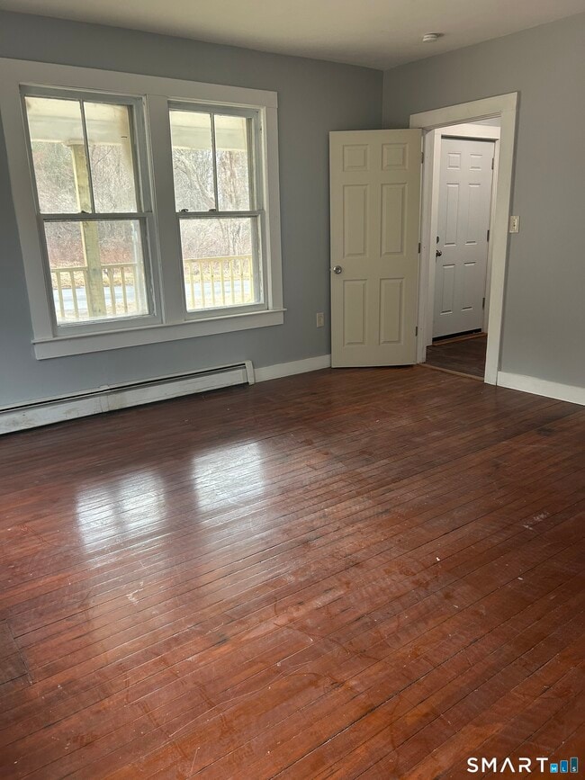 Building Photo - 162 Pinney Hill Rd