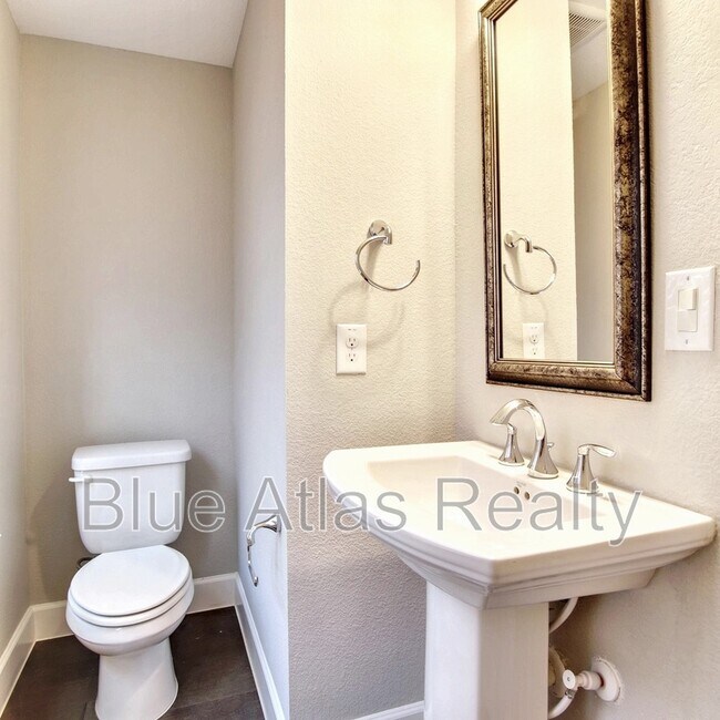 Building Photo - 5948 Morning Star Pl