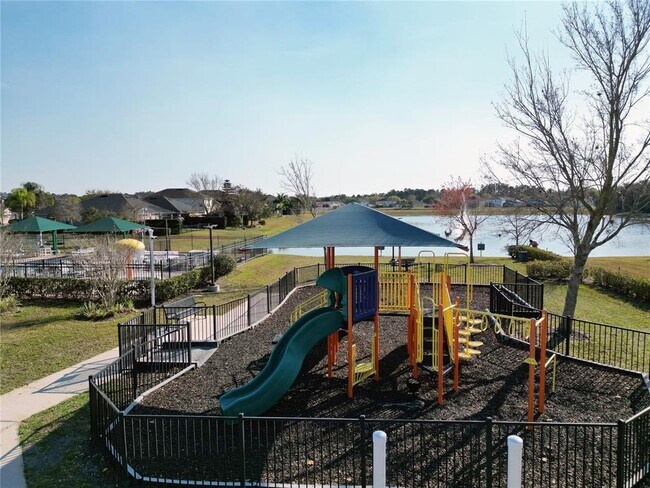 Building Photo - 10216 Oak Crest Rd