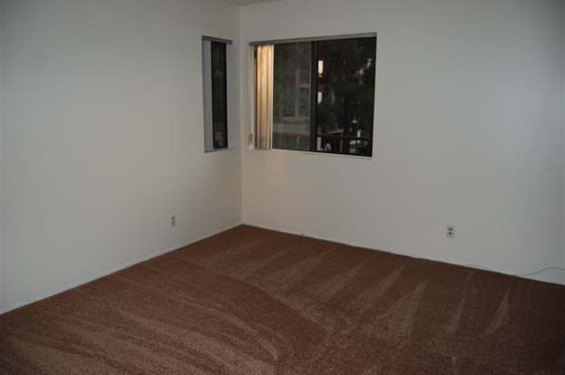 Building Photo - 5990 Dandridge Ln