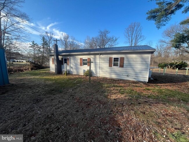 Building Photo - 1298 Black Gap Rd