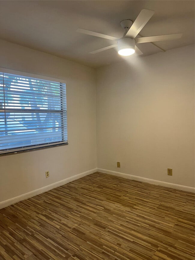 Building Photo - 3212 NW 103rd Terrace