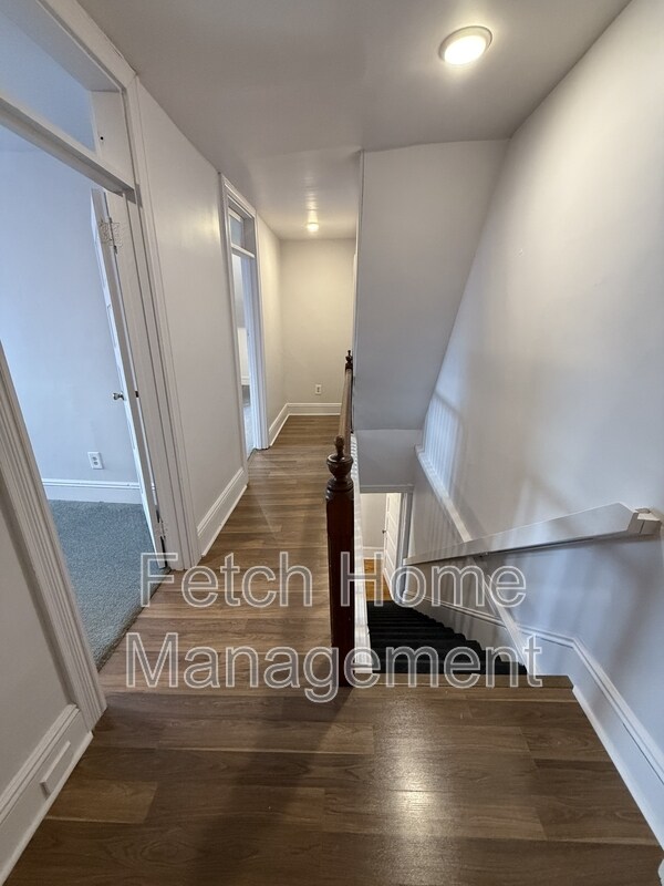 Building Photo - 125 E State St