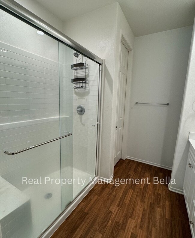 Building Photo - Beautiful Corner-Lot Home with Open Floor ...