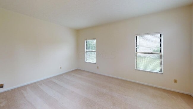 Building Photo - 6498 Ringsend Ct