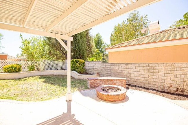 Building Photo - 25804 Dickens Ct