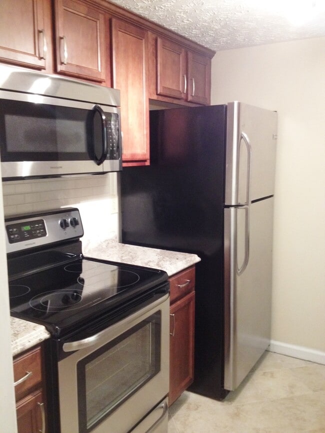 Primary Photo - 2030 Defoor Ave NW