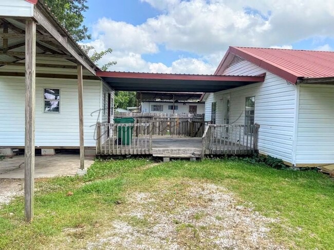 Building Photo - Affordable 2-Bed Home in Sulphur with Grea...