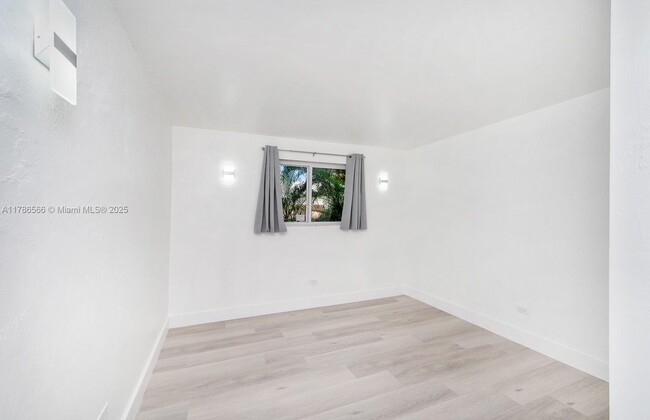 Building Photo - 9760 SW 184th St