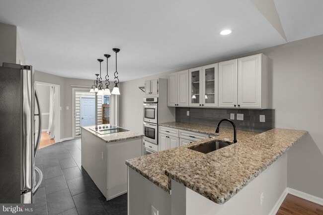 Building Photo - 20303 Marketree Pl