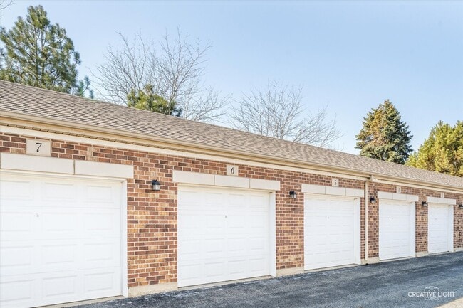 Building Photo - 116 Clubhouse Ln