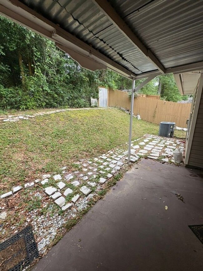 Building Photo - 311 Dahlquist Dr