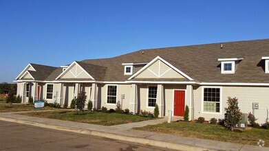 Building Photo - 1062 Newcastle Dr