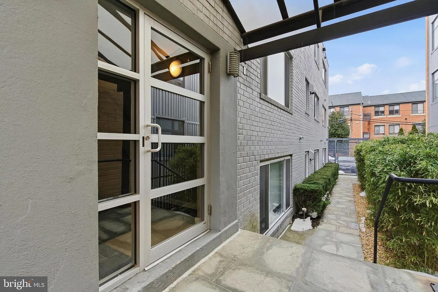 Building Photo - 1439 Chapin St NW
