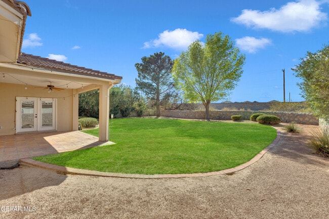 Building Photo - 232 Ave Mirador