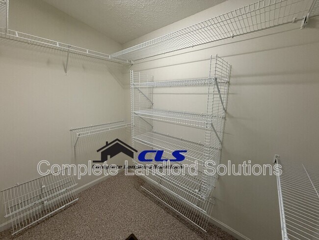 Building Photo - 1752 E Morgan Dr