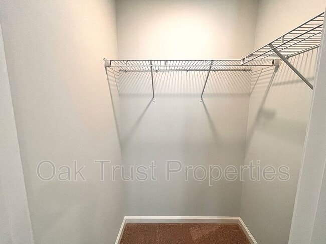 Building Photo - 129 Spencer Cir