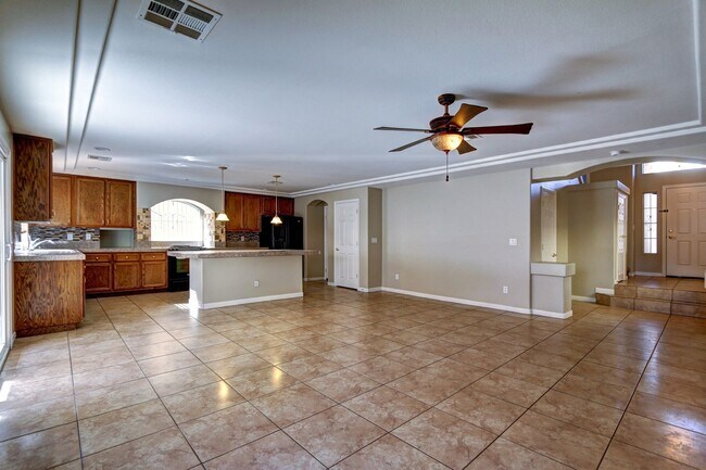 Building Photo - 6733 Lydian Ct