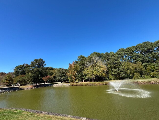 Building Photo - 119 Sterling Ct