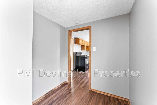 Building Photo - 9408 East 23rd St S