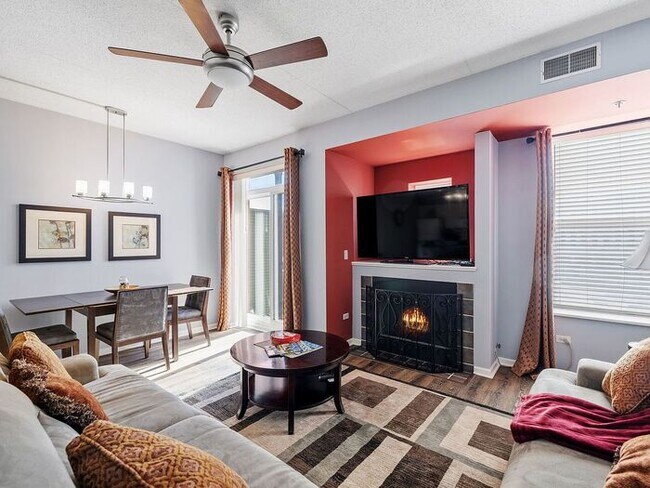 Building Photo - Bright & Spacious 2BR/2BA Condo with Covered Parking Near Train Station