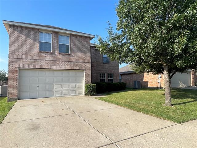 Building Photo - 2801 Mockingbird St