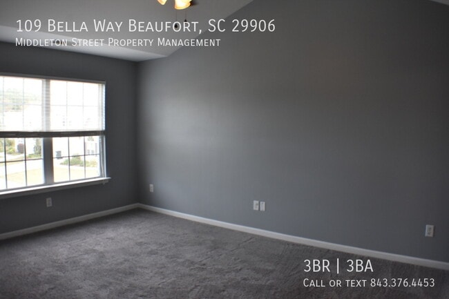 Building Photo - 109 Bella Way