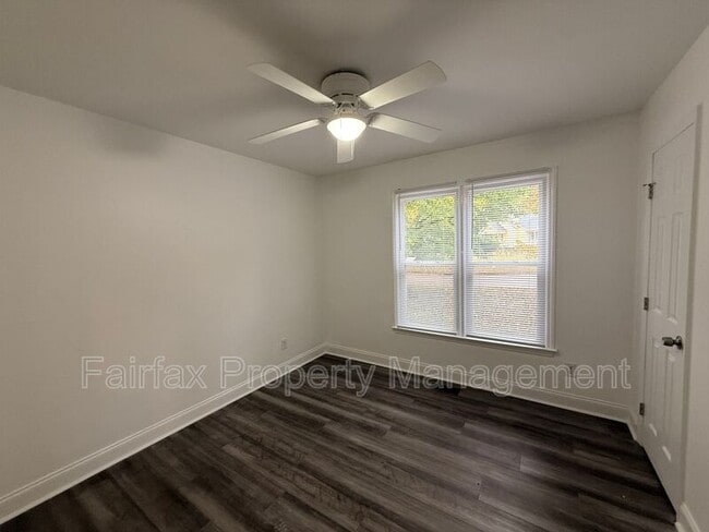 Building Photo - 400 Kelley Meadows Dr