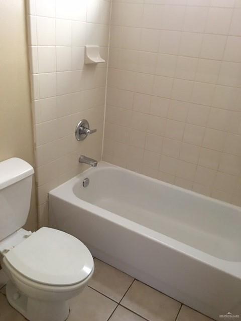 Building Photo - 17 Sal St