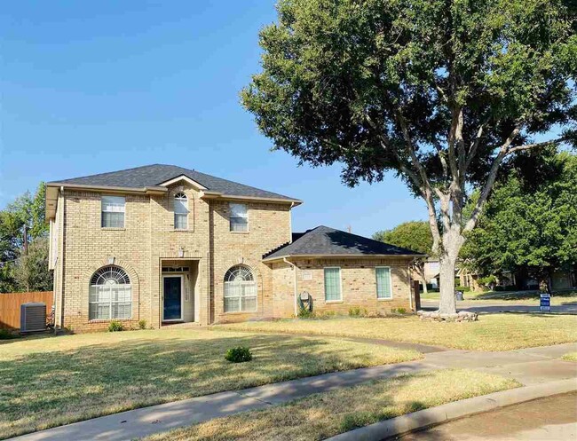 Building Photo - 2539 Shepherds Glen